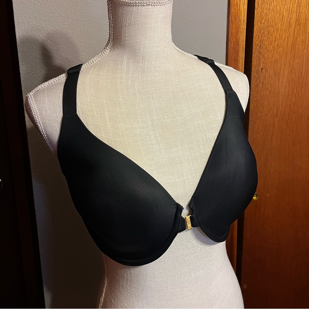 36DD Elegant Black Women's Bra VENUS Pearl Front Close, Lace Back